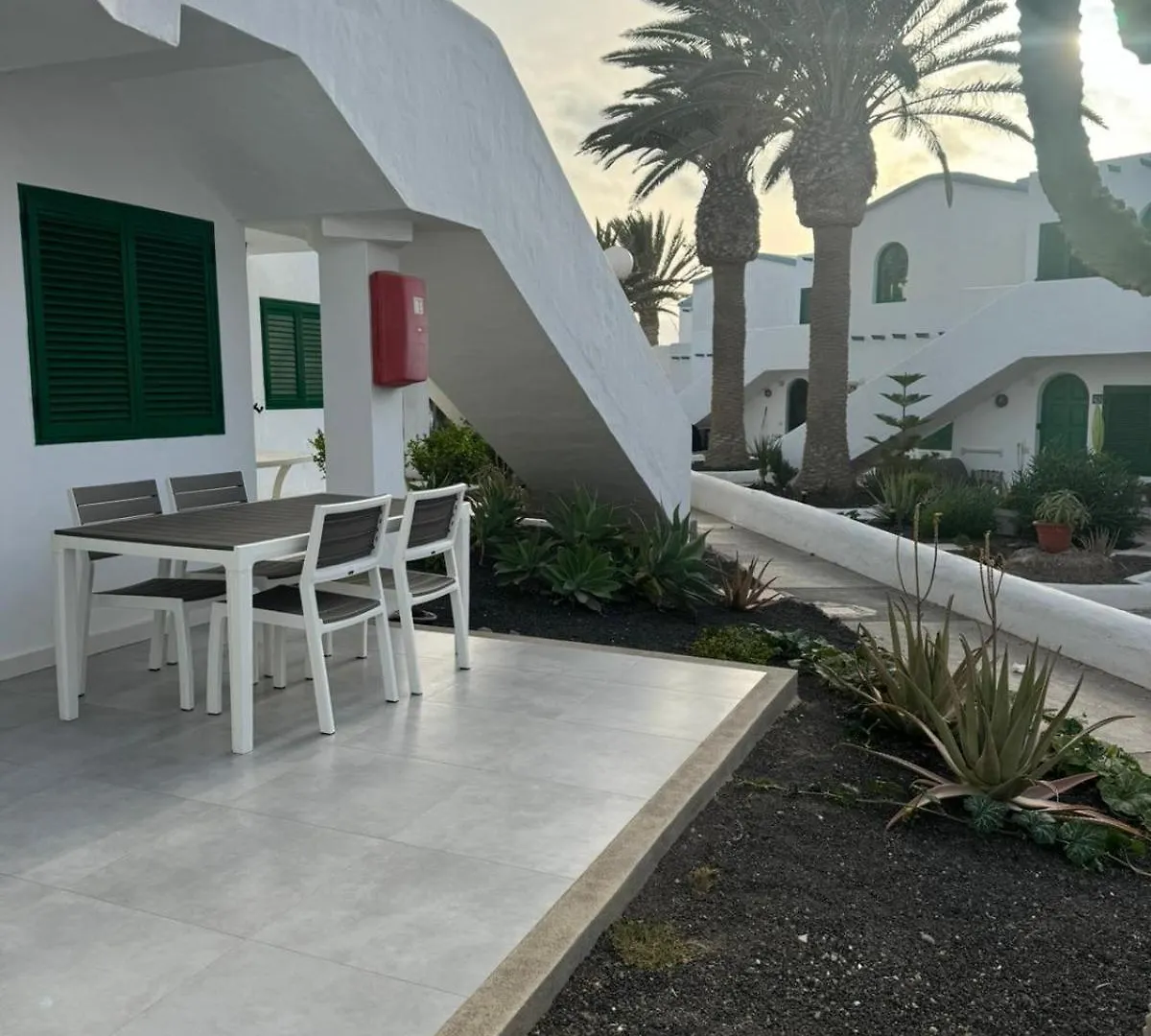 Cotillo 0*,  İspanya